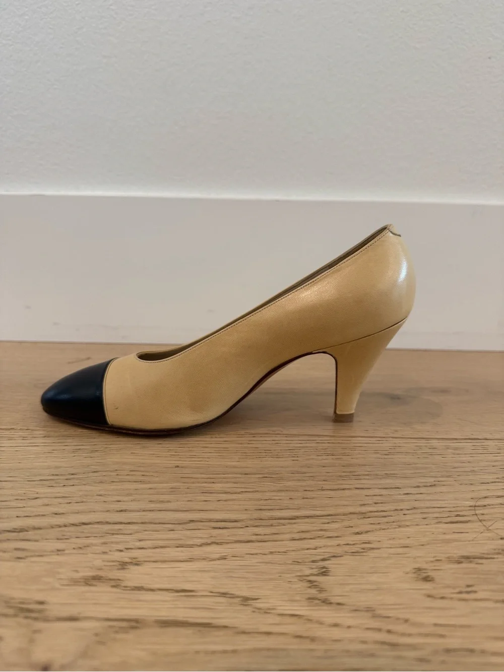 Vintage CHANEL Two-Tone Beige and Black Leather Pumps
